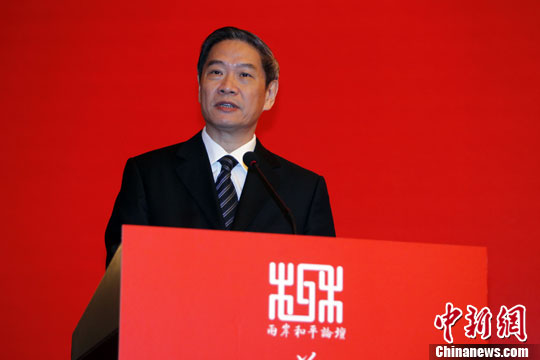 港媒評張志軍訪臺:標(biāo)志性事件 兩岸關(guān)系不可逆 港媒評張志軍訪臺:標(biāo)志性事件 兩岸關(guān)系不可逆