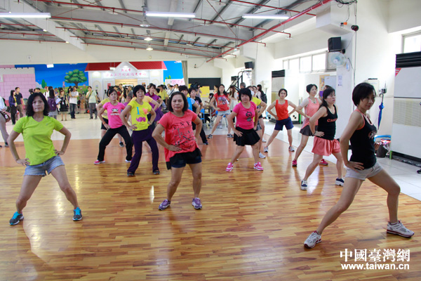 ���_(t��i)���󋌡����ݏV��(ch��ng)������־܊��һ���^�����p