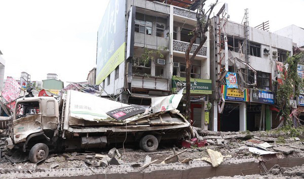 ���ۚⱬ�ą^(q��)����·һƬ�ǽ�