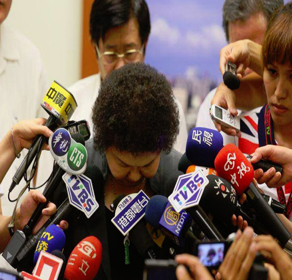 高雄氣爆陳菊道歉 卻仍在推脫責(zé)任