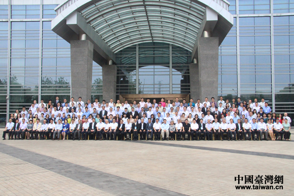 ��(l��i)�ԃɰ����W(xu��)�������ɽ猣�ҌW(xu��)�߹�210���˺�Ӱ����