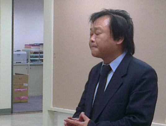 民進(jìn)黨臺北市王世堅(jiān)因“偷吃”女助理向太太和社會大眾道歉