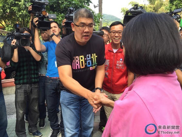 連勝文再推新政策 要替清潔員加薪2000 連勝文再推新政策 要替清潔員加薪2000