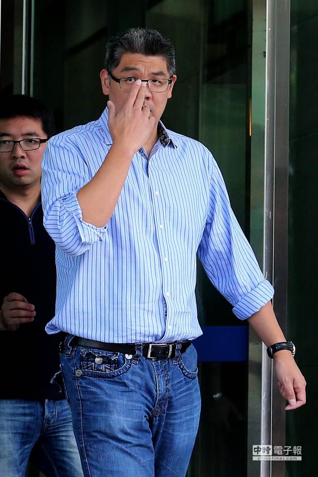 連勝文回應(yīng)柯辦竊聽(tīng)疑云:這是一種詐術(shù) 連勝文回應(yīng)柯辦竊聽(tīng)疑云:這是一種詐術(shù)