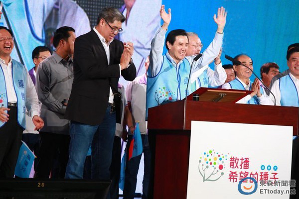 �B�������RӢ��ͬ�_���