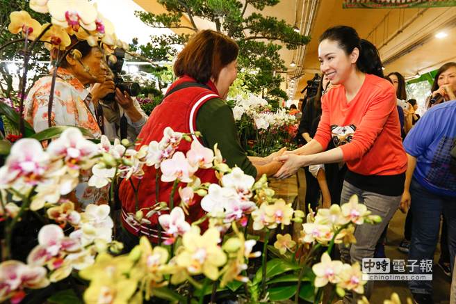 ����ɺ���ң�22�յ����ջ��а�Ʊ����һ���������������⣬����ÿһ���xƱ�����DƬ��Դ���_(t��i)���Еr(sh��)��ӈ�(b��o)��