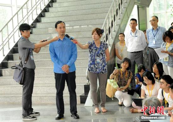 朱立倫:新北市學(xué)校推讀經(jīng)活動(dòng) 傳承經(jīng)典文化(圖) 朱立倫:新北市學(xué)校推讀經(jīng)活動(dòng) 傳承經(jīng)典文化(圖)