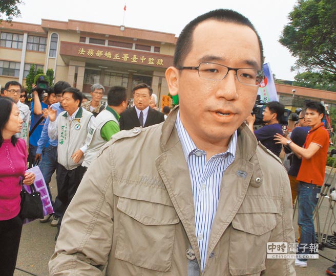 �ˮ�Ᵽ����t(y��)�b��С�M������һ���M(j��n)�Ќ��飬�����b��С�M�ɆT����������]7����ͨ�^������t(y��)�Ŀ����Դ������D���ˮ�⃺���������������(b��o)�Y����Ƭ��