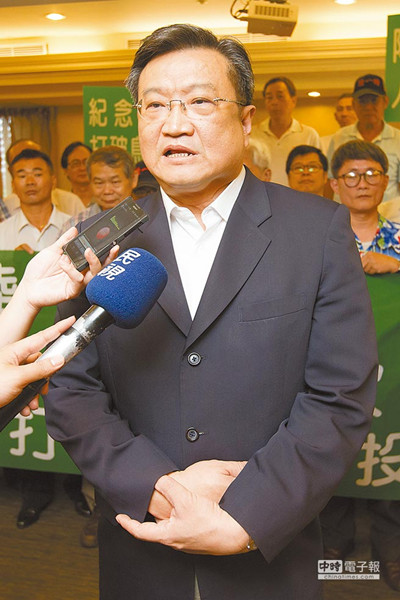 陳水扁保外就醫(yī)案一波三折 朱立倫吁當(dāng)局盡快處理(圖) 陳水扁保外就醫(yī)案一波三折 朱立倫吁當(dāng)局盡快處理(圖)