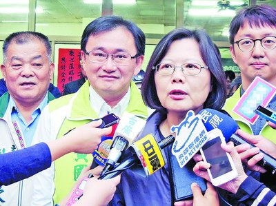 ��Ӣ��֧��ه��²��M(j��n)�h��(hu��)��