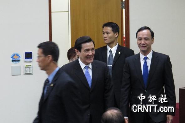 �RӢ���c�������M(j��n)���(hu��)��(ch��ng)��