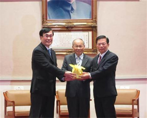 ������Ժ�ؕ�(sh��)�L(zh��ng)�����콻�ӣ�ж�Ρ��ؕ�(sh��)�L(zh��ng)�����Ĵ�(��)���D(zhu��n)�·�(gu��)���h�ؕ�(sh��)�L(zh��ng)���ɺ�(ji��n)̫��(��)����