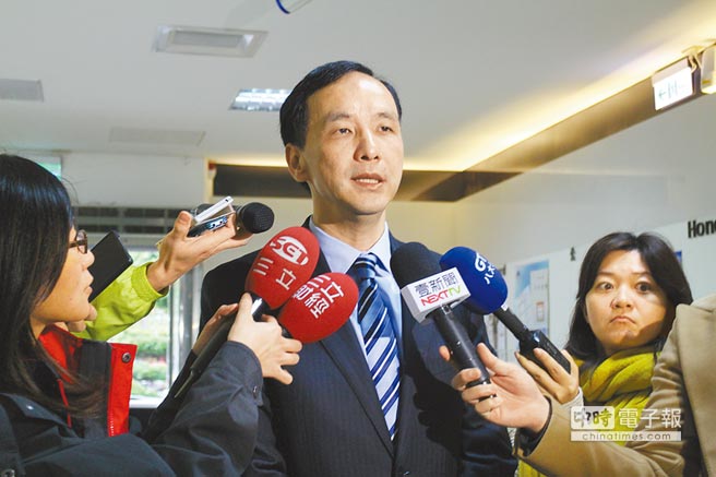 �_(t��i)ý:��Ӣ�ĺV��2016�ّ�(zh��n) ����(zh��n)�_(t��i)����һŮ�I(l��ng)��(d��o)��