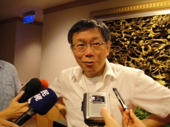 邱毅:柯文哲被指鐵桿“臺獨”難掩皇民心態(tài)