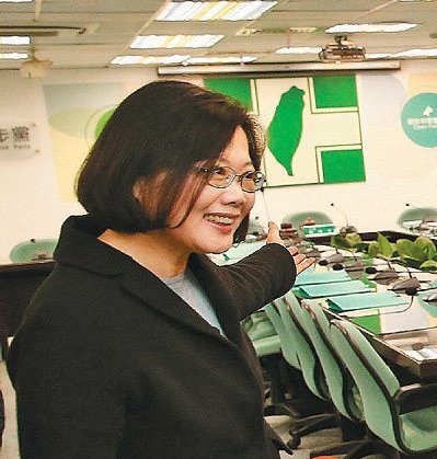 ���M�h��ϯ��Ӣ��