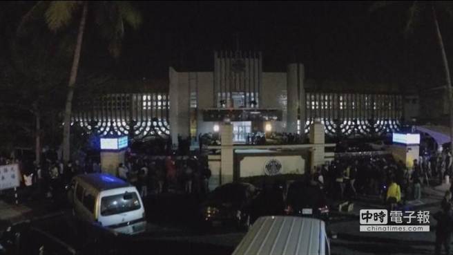 馬英九談高雄劫獄案:一周內(nèi)提監(jiān)獄管理改革方案 馬英九談高雄劫獄案:一周內(nèi)提監(jiān)獄管理改革方案