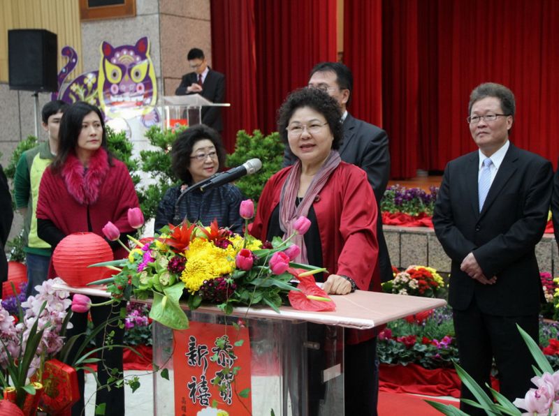 �´����ں��_����һ����ꐾճ�ϯ���