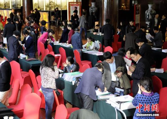 �_��ݛՓ�P(gu��n)ע�ɕ� �۽����꽻���ȃɰ��h�}(�D)