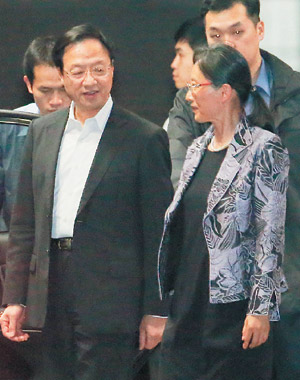 ���˘���{(di��o)��C(j��)�L���Qж�κ��p�����ڣ��D��