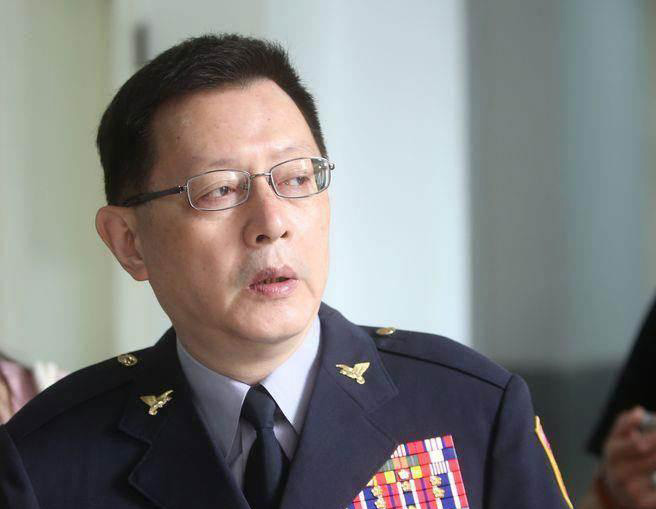 王卓鈞將卸“警政署長(zhǎng)”職位 已為馬英九效力15年 王卓鈞將卸“警政署長(zhǎng)”職位 已為馬英九效力15年