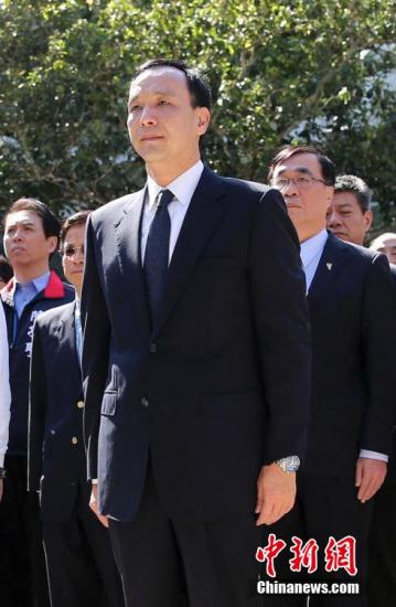 國民黨高層:執(zhí)政團隊力挺朱立倫盼出馬扛重任