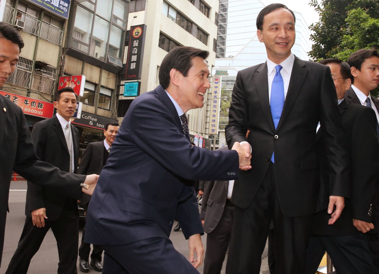 �RӢ���c������