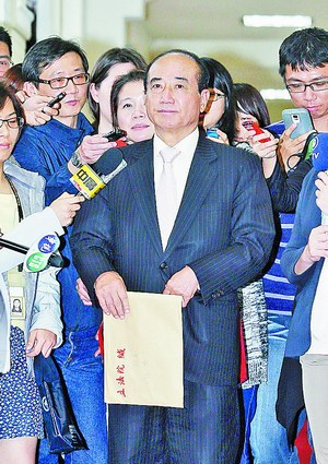 2016藍綠之戰(zhàn)會熱炒哪些話題