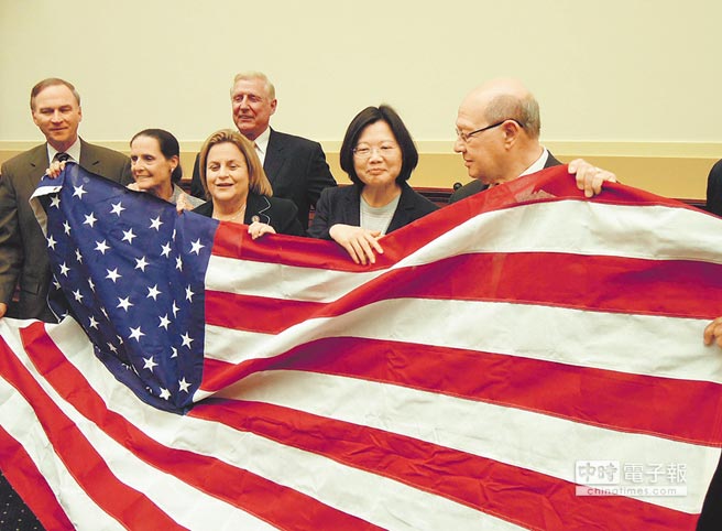 �ί��ί�T����Ӣ�Č����� �Ϻ��h�}�ɸ߱���(�D)