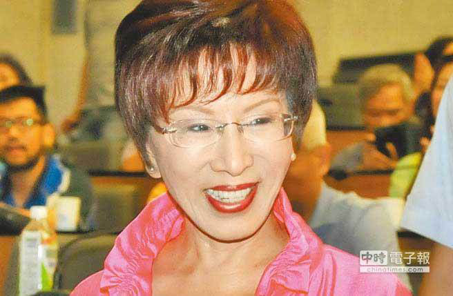 洪秀柱戰(zhàn)袍加身 洪秀柱戰(zhàn)袍加身