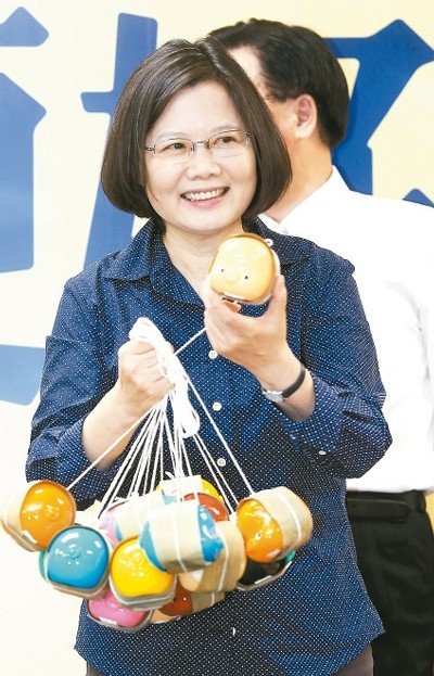 民進(jìn)黨新“三只小豬”重出江湖秉持小額募款原則