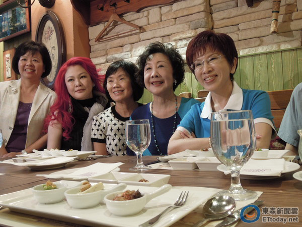 ���������ە��ᣨ�Ҷ����c�_(t��i)��ˇ�Ľ���ʿ���M(j��n)��ʽ����