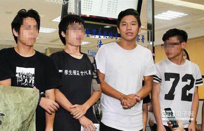 �������ՌW(xu��)�����Ҷ����ȡ����n�V���ɆT23����ҹ��24���賿�J�롰���������k����ǣ��⾯�������������挦(du��)ý�w