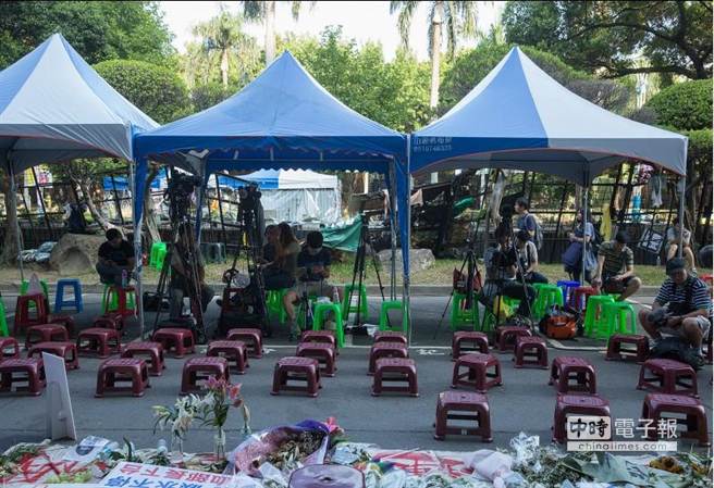 ���n�V5�ճ��m(x��)�M(j��n)�����W(xu��)����һ�Ȃ����L(f��ng)��o���m(x��)ռ�I(l��ng)���������������Еr(sh��)��ӈ�(b��o) ���F�ܔz��