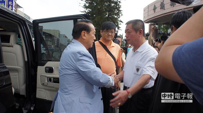 宋楚瑜宣布參選2016后 首站造訪屏東 宋楚瑜宣布參選2016后 首站造訪屏東