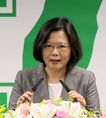 蔡英文稱(chēng)有機(jī)會(huì)參加今年“雙十節(jié)”慶典(臺(tái)媒圖) 蔡英文稱(chēng)有機(jī)會(huì)參加今年“雙十節(jié)”慶典(臺(tái)媒圖)