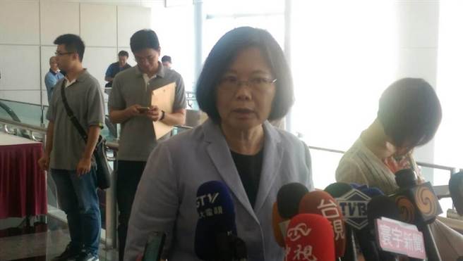 ��Ӣ�ķQ(ch��ng)���M(j��n)�hȫ����(hu��)����(hu��)�؄e̎��"�_(t��i)��(d��)�h�V"