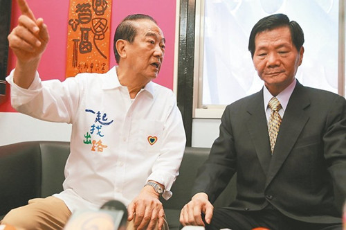 劉炳偉吁國(guó)親合作拼“大選”宋楚瑜:我癡癡在等