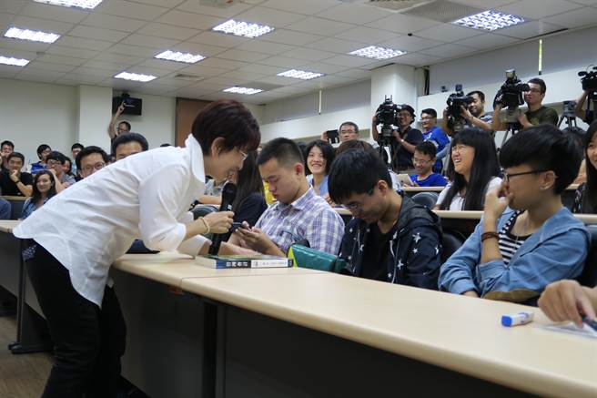 ��Λ]�Y���� ������Ц��ȱ��ـ������