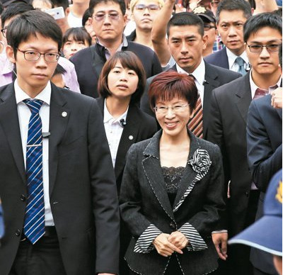 ��������ʾЧ���O��ɽҪ���D(zhu��n)�ٰ���֧���߲��㱩��