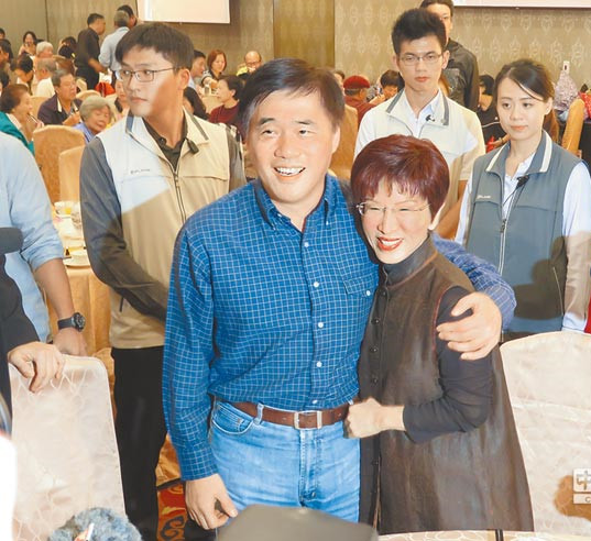 ���������^����(d��ng)�vʷ����Ŭ������󣨈D��