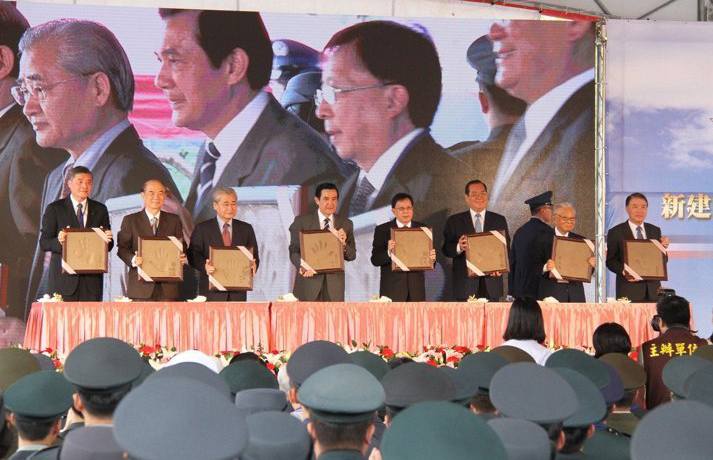 �RӢ�ź��c�����e��ͬ������ӡģ������ԓ��΄�(w��)�_ʼ