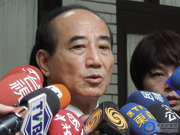 王金平將坐鎮(zhèn)黨中央操盤選舉 與朱立倫"朱外王內(nèi)" 王金平將坐鎮(zhèn)黨中央操盤選舉 與朱立倫"朱外王內(nèi)"