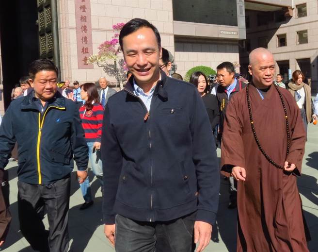 蔡英文再攻擊國(guó)民黨黨產(chǎn) 朱立倫批轉(zhuǎn)移“炒地皮”焦點(diǎn) 蔡英文再攻擊國(guó)民黨黨產(chǎn) 朱立倫批轉(zhuǎn)移“炒地皮”焦點(diǎn)