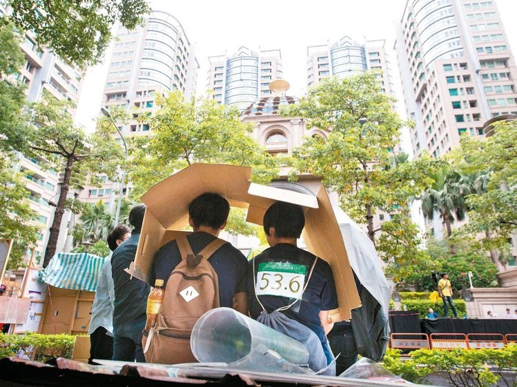 �߷��r����Թ�����놖3λ���x�ˣ������r���������ν�Q�����D��ȥ��10�������\�F�wҹ���_���ی�ǰ���h�� ���D/��(li��n)�ψ󡷣�