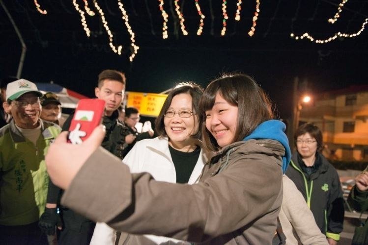 "���x"�qՓ�� �_(t��i)"��Ͷ��"��(du��)��Ӣ��֧�ֶȴ��(�D)