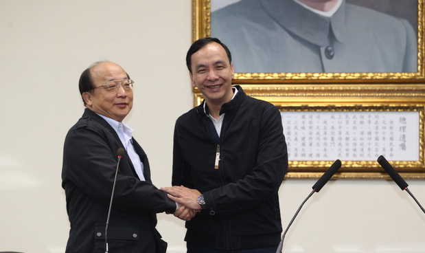 胡志強(qiáng)向藍(lán)軍喊話莫放棄 蔡若當(dāng)選會惹選民生氣 胡志強(qiáng)向藍(lán)軍喊話莫放棄 蔡若當(dāng)選會惹選民生氣