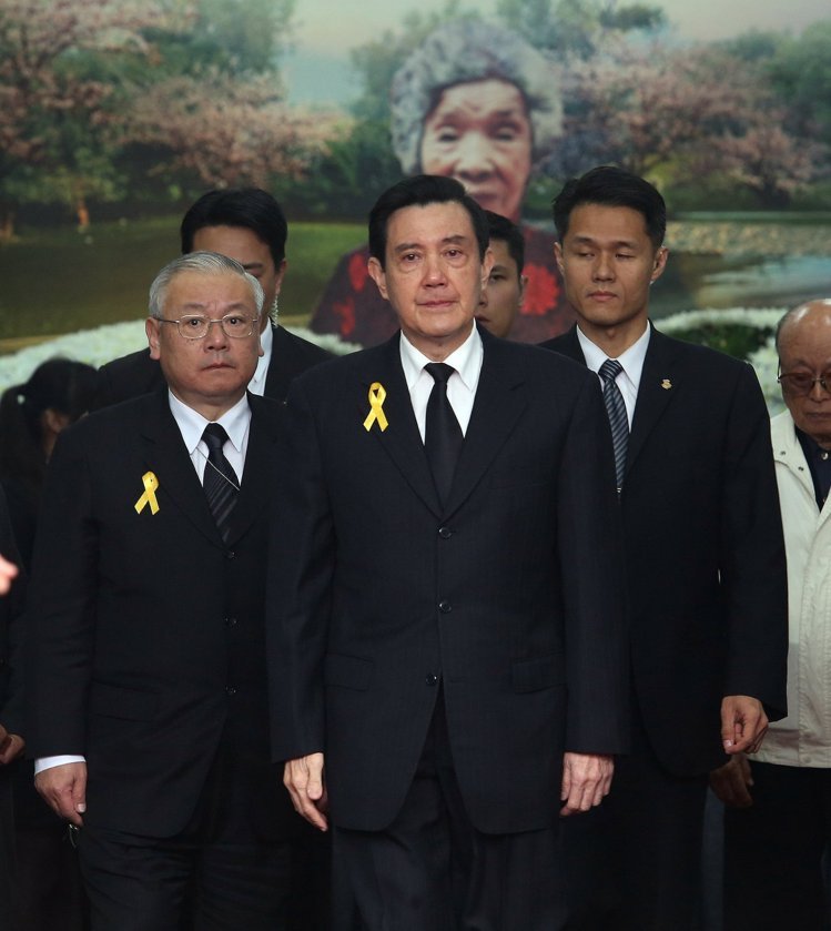 �RӢ��׷˼С�Ұ��� ���T�ֈ�(ji��n)�QҪ�ձ���Ǹ