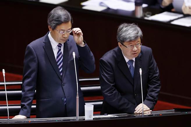 �_(t��i)����У��˺���W(xu��)��228����(b��o) ��˼�A̹�\���m��(d��ng)