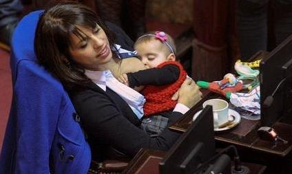 ����͢Ů�h�T���h�����������l(f��)ݛՓ���h