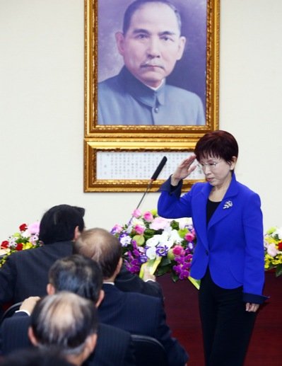 �RӢ��̹�Д��x��؟ ��ͦ�������ĸ��h��(�D)